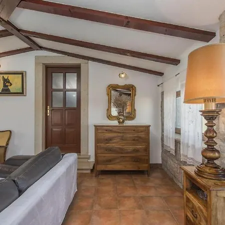 Arrburoni Konukevi 3*