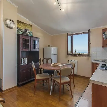 Arrburoni بيت ضيافة 4*